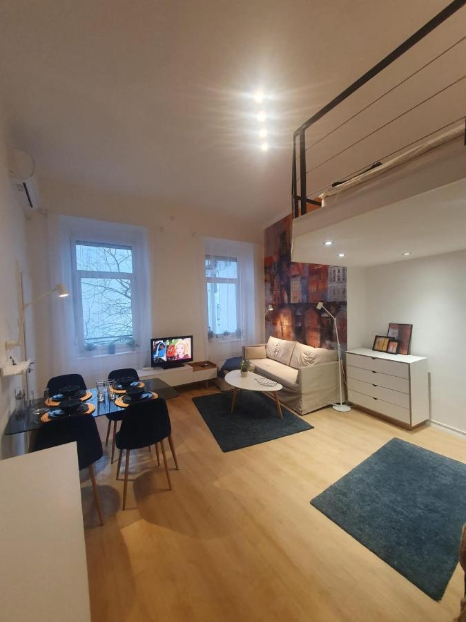 בודפשט Petofi Apartment With Air Condition מראה חיצוני תמונה